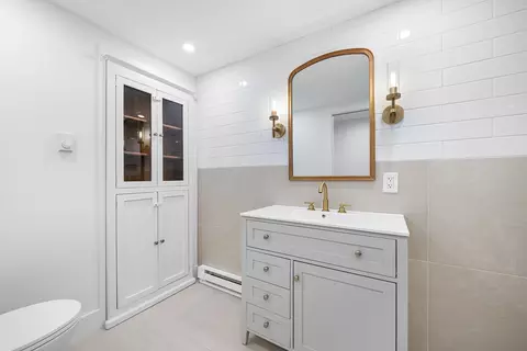Bath - 192 Westboro Rd, Upton, MA 01568 photo 2 of 3