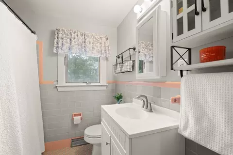 Bath - 75 Adams St, Dedham, MA 02026 photo 1 of 2