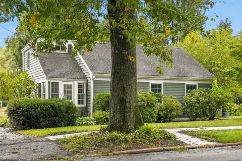 3 Norman Ave, Newburyport, MA 01950
