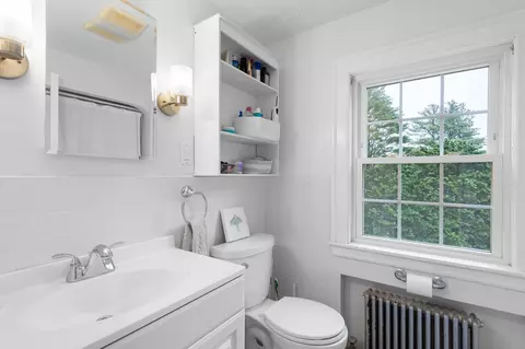Bath - 15 Eustis St, Arlington, MA 02476 photo 2 of 2