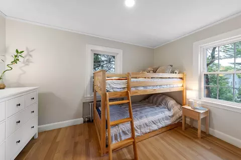 Bedroom - 15 Eustis St, Arlington, MA 02476 photo 5 of 6