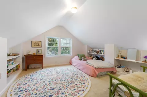 Bedroom - 15 Eustis St, Arlington, MA 02476 photo 6 of 6