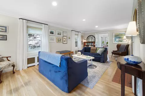 Living - 15 Eustis St, Arlington, MA 02476 photo 4 of 5