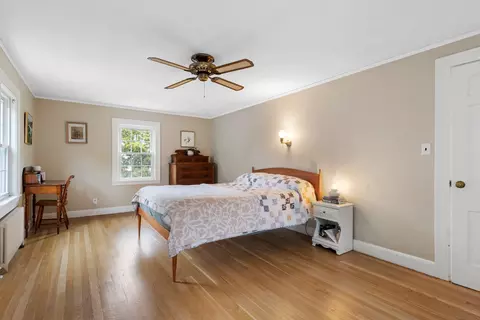 Bedroom - 15 Eustis St, Arlington, MA 02476 photo 2 of 6