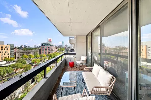 566 Commonwealth Ave #805, Boston, MA 02215