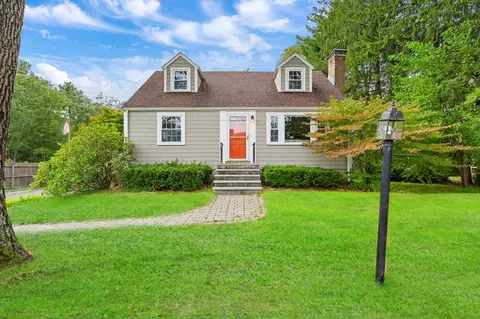 164 Springs Rd, Bedford, MA 01730