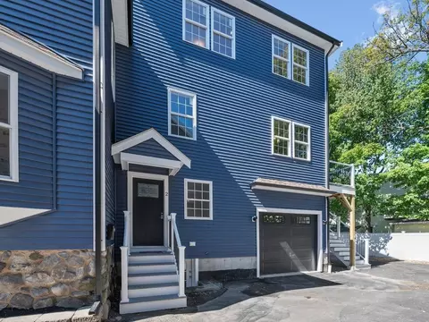 26 Fuller St #2, Waltham, MA 02453