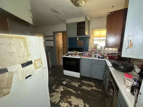 Kitchen - 23 North St, Upton, MA 01568 photo 1 of 1
