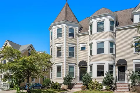 31 Highland Ave #2, Newton, MA 02460