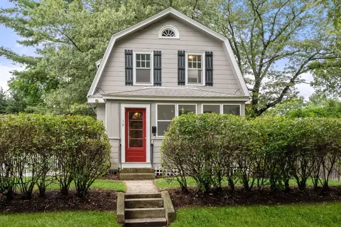 19 New Hampshire Ave, Natick, MA 01760