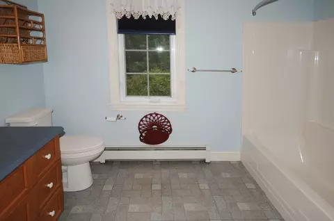 Bath - 868 Main St, Wareham, MA 02576 photo 1 of 3