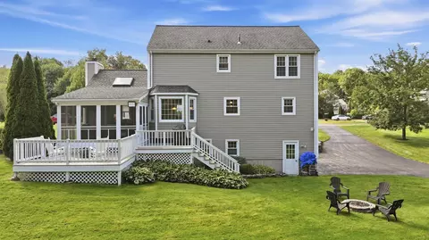 Exterior - 16 Cedar Hill Rd, Sutton, MA 01590 photo 6 of 9