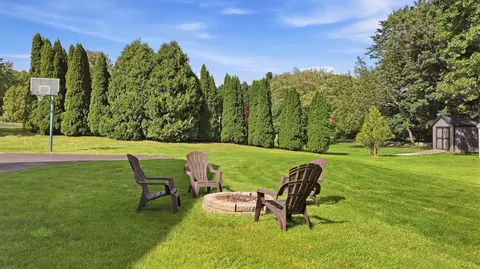 Exterior - 16 Cedar Hill Rd, Sutton, MA 01590 photo 8 of 9