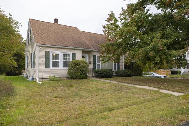31 Archer St, Bellingham, MA 02019