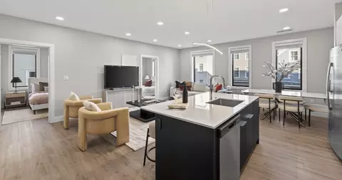 656 Saratoga #310, Boston, MA 02128