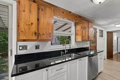 Kitchen - 39 Sylvan Ave, Wakefield, MA 01880 photo 2 of 2
