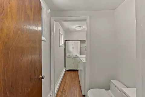 Entry Way - 39 Sylvan Ave, Wakefield, MA 01880 photo 4 of 4
