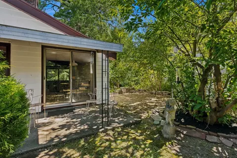 Exterior - 39 Sylvan Ave, Wakefield, MA 01880 photo 5 of 9
