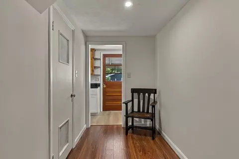 Entry Way - 39 Sylvan Ave, Wakefield, MA 01880 photo 2 of 4