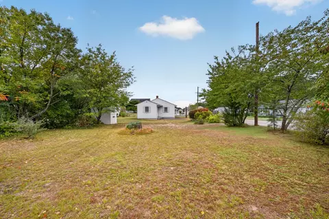 Exterior - 24 Broadmarsh Ave, Wareham, MA 02571 photo 7 of 7