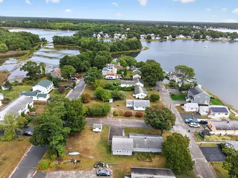 View/Area - 24 Broadmarsh Ave, Wareham, MA 02571 photo 5 of 6