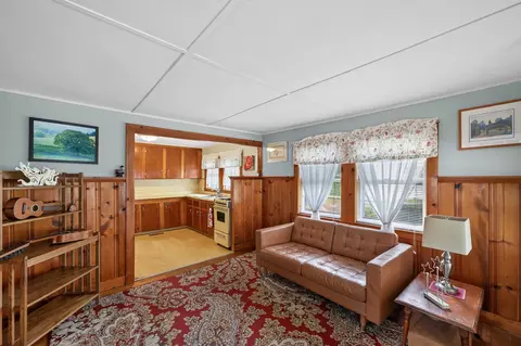 Living - 24 Broadmarsh Ave, Wareham, MA 02571 photo 1 of 1