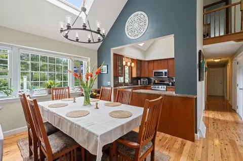 Dining - 5 Old Fields Rd, Sandwich, MA 02563 photo 2 of 3