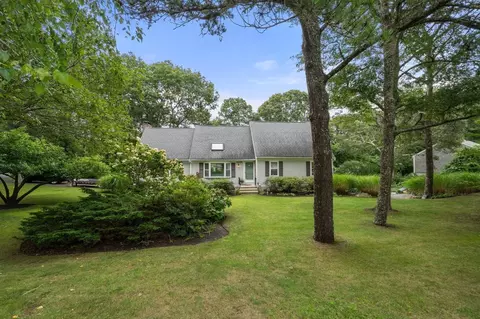 Exterior - 5 Old Fields Rd, Sandwich, MA 02563 photo 5 of 6
