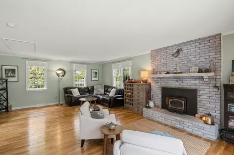 Living - 5 Old Fields Rd, Sandwich, MA 02563 photo 3 of 4