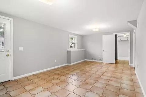 Living - 8 Timrod Dr, Worcester, MA 01603 photo 1 of 2
