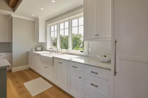Kitchen - 35 Crows Pond Rd, Chatham, MA 02633 photo 2 of 3