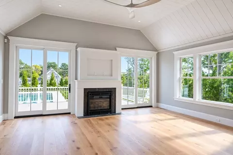 Living - 35 Crows Pond Rd, Chatham, MA 02633 photo 1 of 2