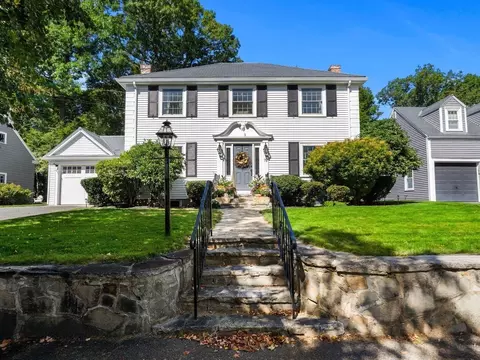 19 Edward Ave, Milton, MA 02186