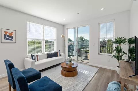 10 Somerset #307, Winthrop, MA 02152