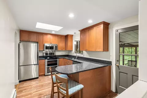 422 Mystic St, Arlington, MA 02474
