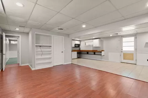 Living - 46 Wayne Rd, Bourne, MA 02532 photo 3 of 4