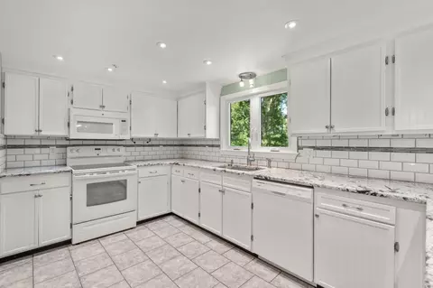 Kitchen - 46 Wayne Rd, Bourne, MA 02532 photo 1 of 4