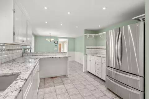 Kitchen - 46 Wayne Rd, Bourne, MA 02532 photo 3 of 4