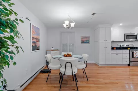 Dining - 273 Washington St #2, Gloucester, MA 01930 photo 1 of 2