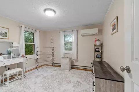 Bedroom - 273 Washington St #2, Gloucester, MA 01930 photo 2 of 2