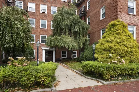 395 Broadway #L2C, Cambridge, MA 02139