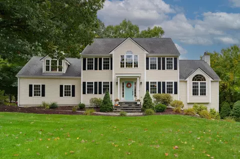 8 Dearth Cir, Ashland, MA 01721