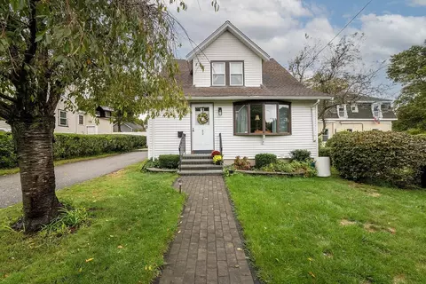 80 Phillips St, Weymouth, MA 02188