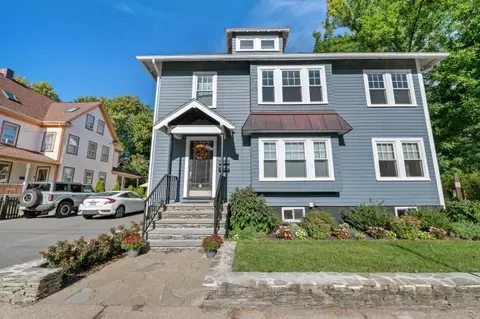 139 Warren St #2, Arlington, MA 02474