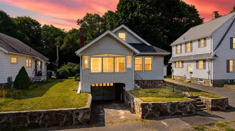 254 Lynnfield St, Lynn, MA 01904