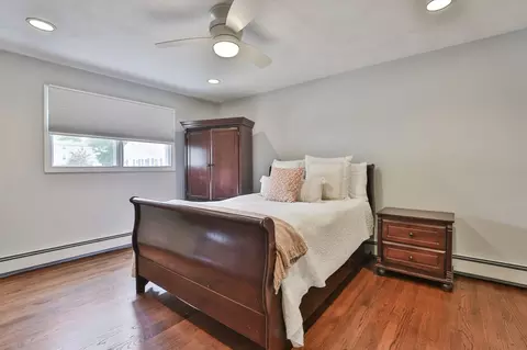 Bedroom - 6 Pranker Rd, Saugus, MA 01906 photo 2 of 4
