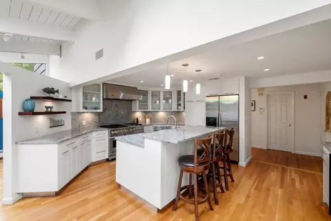 Kitchen - 52 Damon Rd, Needham, MA 02494 photo 4 of 5