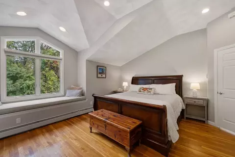 Bedroom - 52 Damon Rd, Needham, MA 02494 photo 1 of 4