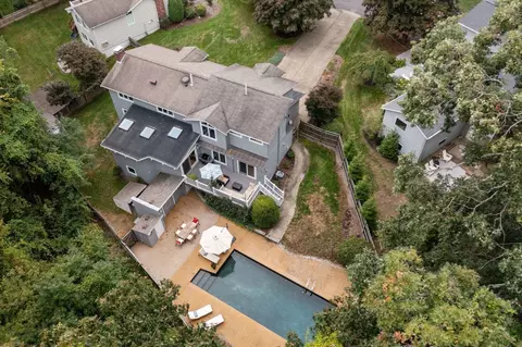 View/Area - 52 Damon Rd, Needham, MA 02494 photo 2 of 3