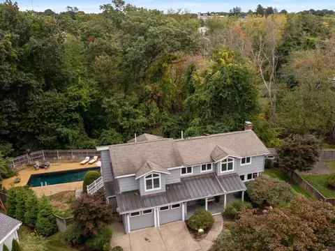 View/Area - 52 Damon Rd, Needham, MA 02494 photo 3 of 3